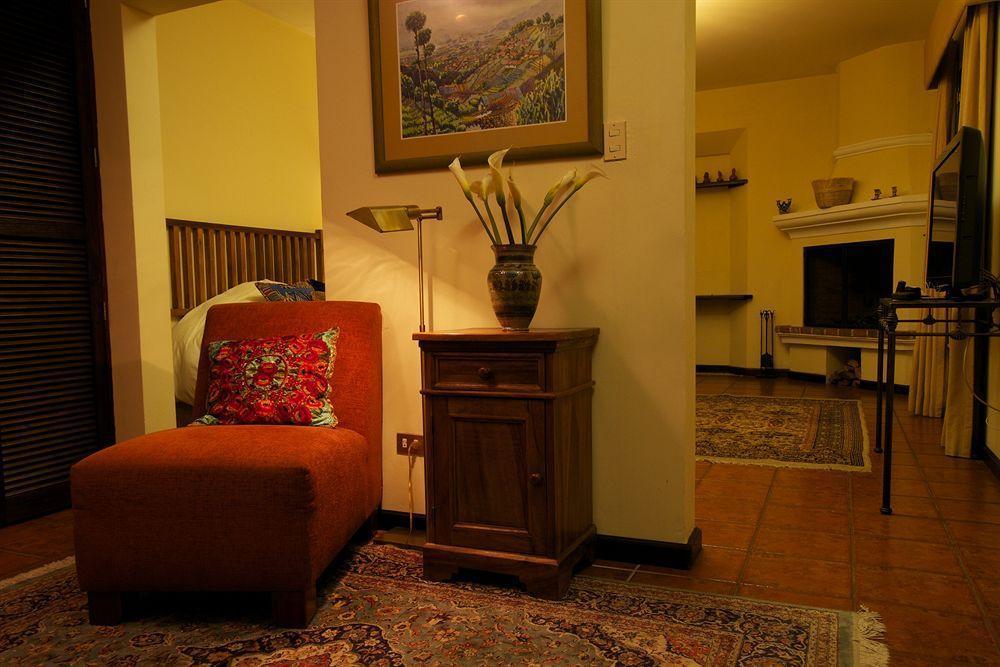 Hotel Sor Juana Антигуа-Гватемала Экстерьер фото